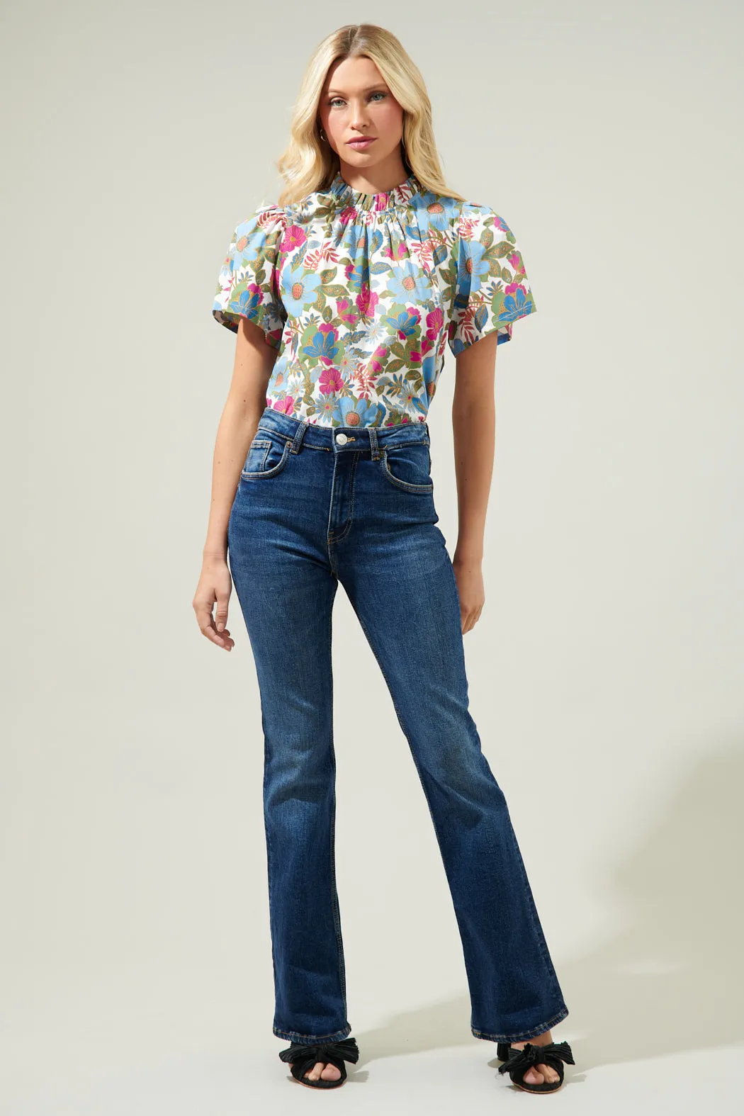 Avitall Floral Classic Ruffle Sleeve Top