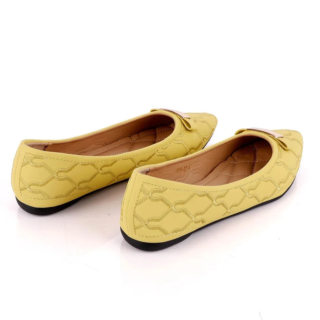 Fashionable Classic Office Woman's Flat Yellow shoe