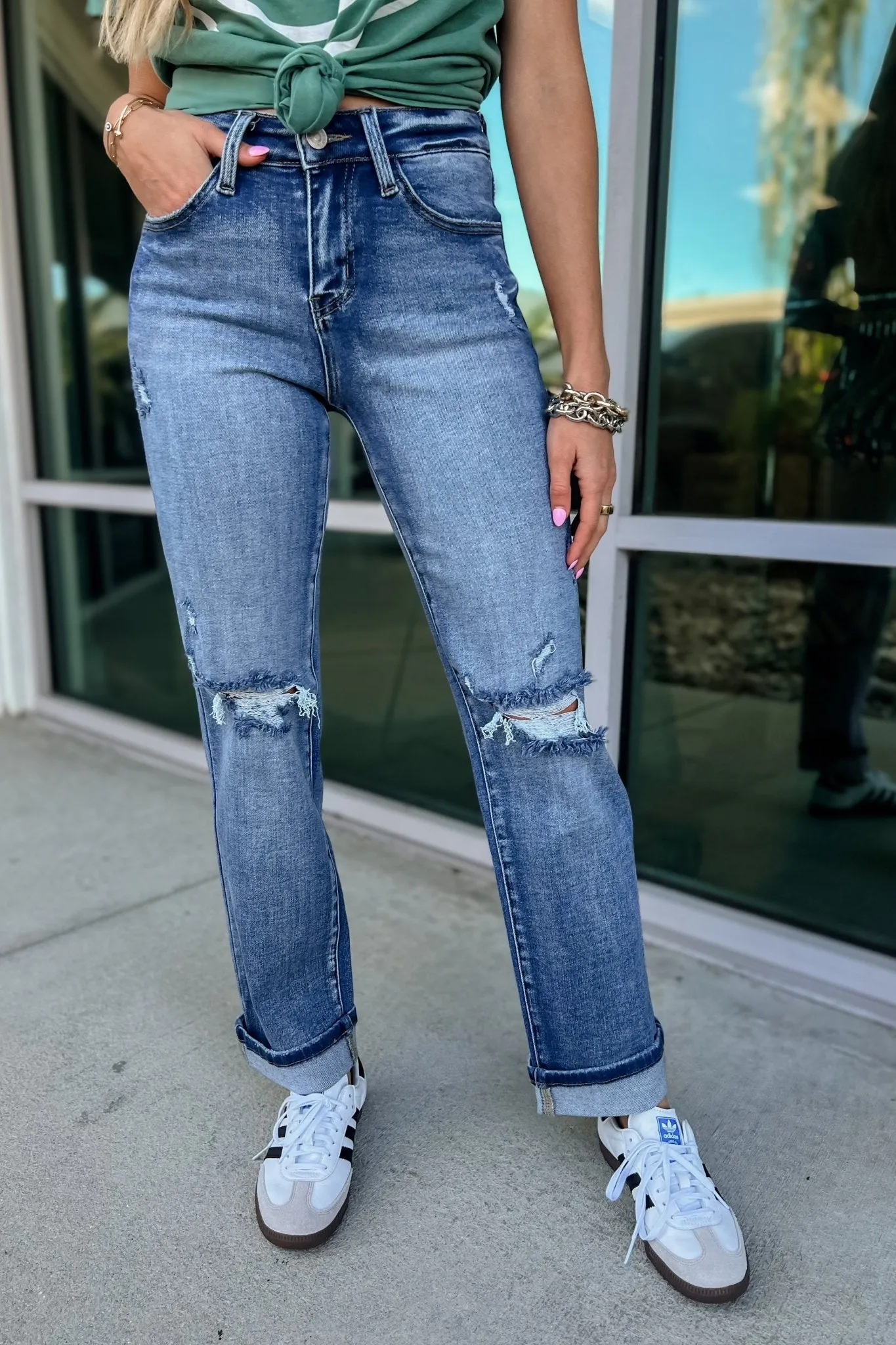 KANCAN Everly Mid Rise Distressed Jeans