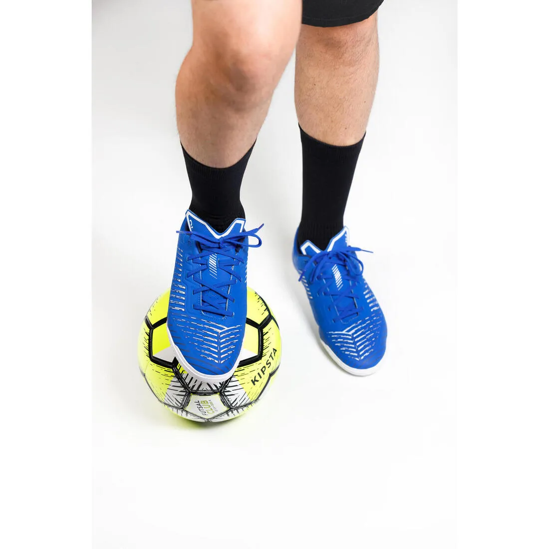 Kipsta Ginka 500 Adult Futsal Trainers - Electric Blue