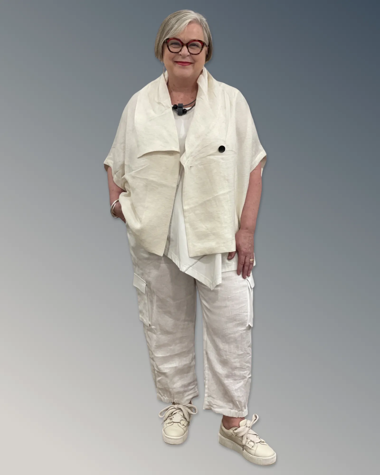 Moyuru Rayon/Nylon Mix Shrug/Vest M231613