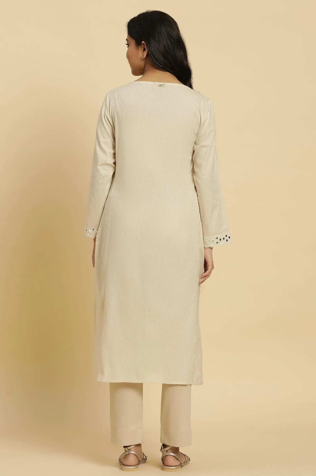 Off-White Cotton Kurta With Mirror Work
