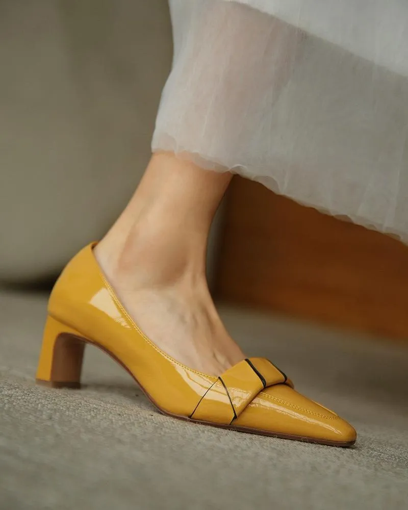 Pointed Toe Striped Chunky Heels