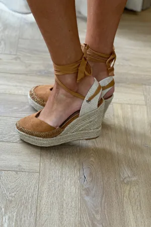 Sadie Tie Detail Wedge In Camel