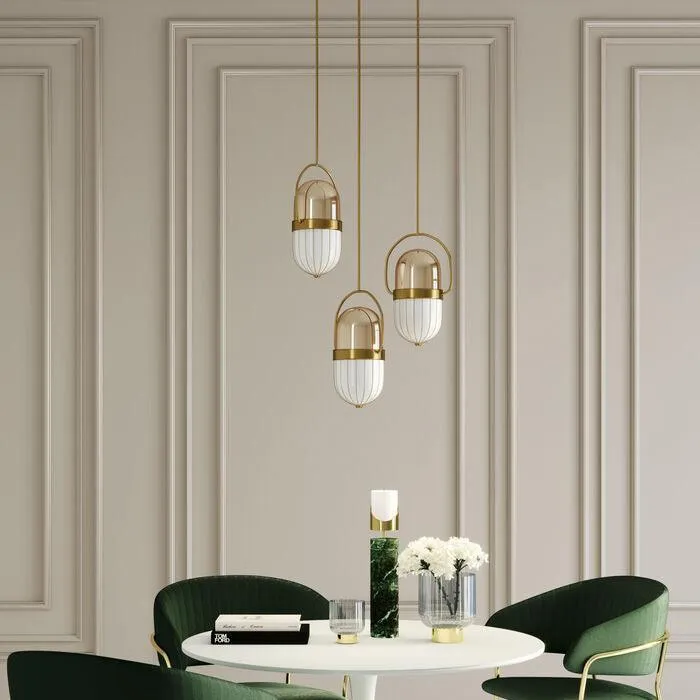 Schickeria Table