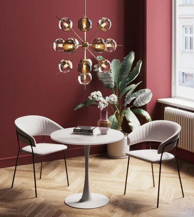 Schickeria Table
