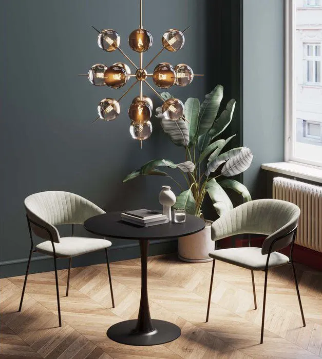 Schickeria Table